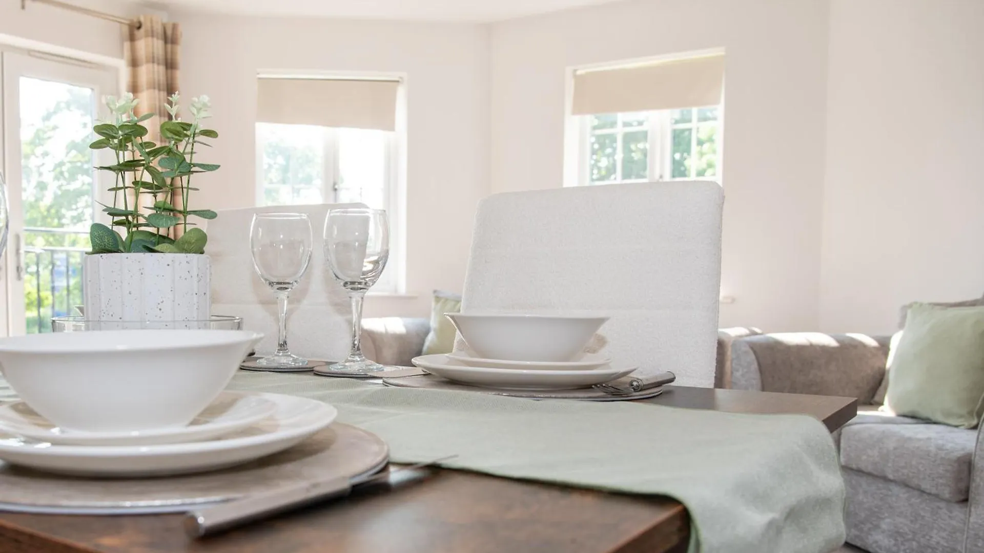 아파트 Spacious Retreat With Parking: Ideal For Families & Contractors 요크